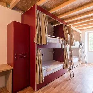 Antique Albergue
